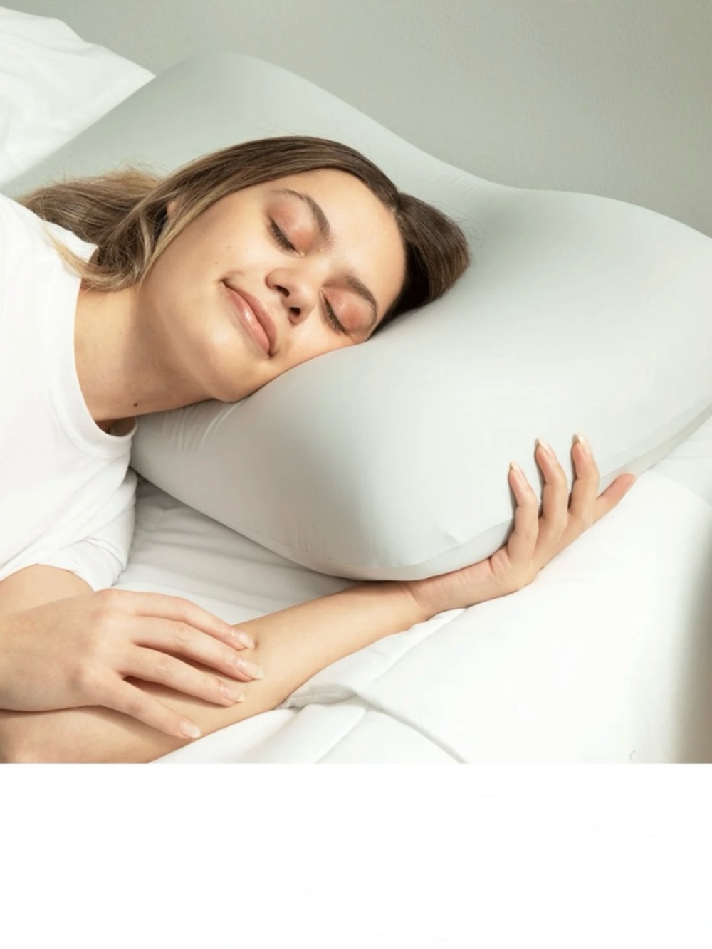 Cushion Lab Deep Sleep Pillow - Picture 3 of 16